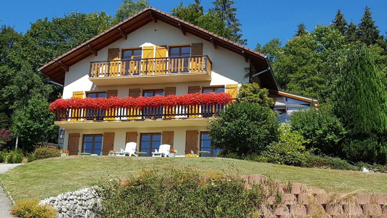 Bed and Breakfast Les Hauts Du Lac Gérardmer Exterior foto